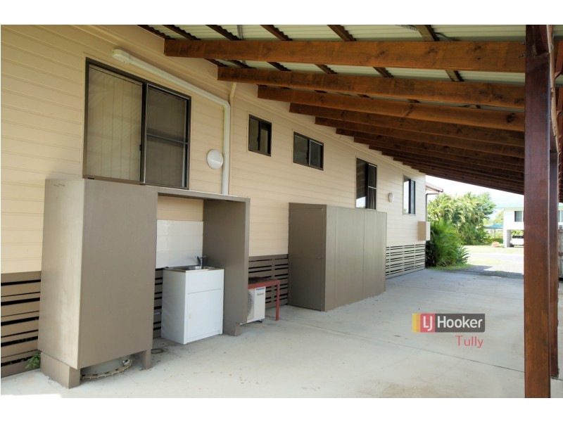 8 Sydney Smith Street, Kurrimine Beach QLD 4871