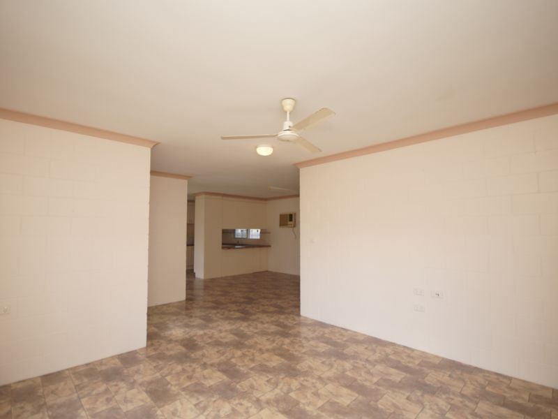 2 Pease Street, Tully QLD 4854