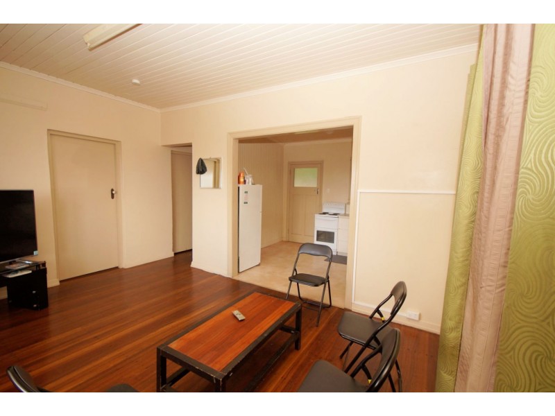 12 GEDDES, Tully QLD 4854