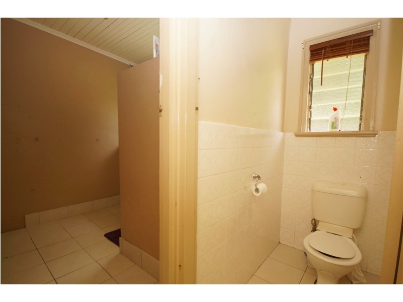 12 GEDDES, Tully QLD 4854