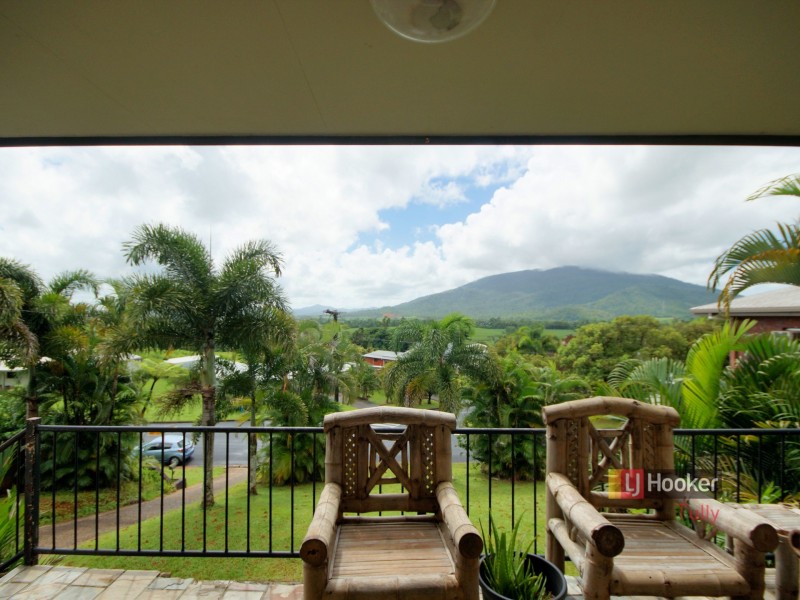 13 Hielscher Street, Tully QLD 4854