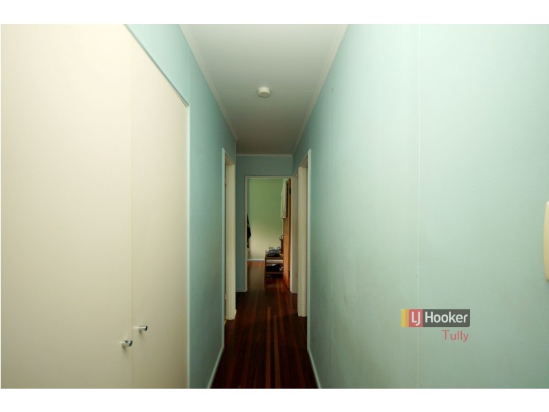 13 Hielscher Street, Tully QLD 4854