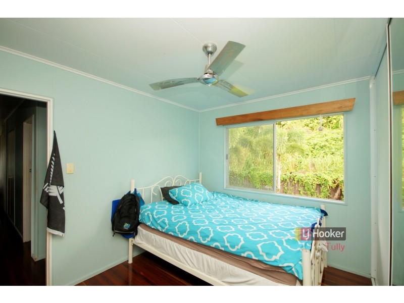 13 Hielscher Street, Tully QLD 4854