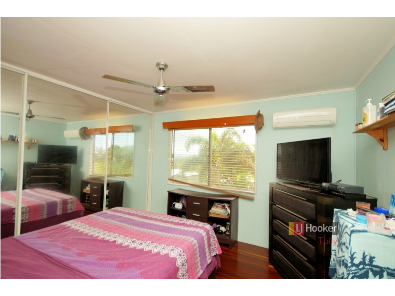 13 Hielscher Street, Tully QLD 4854