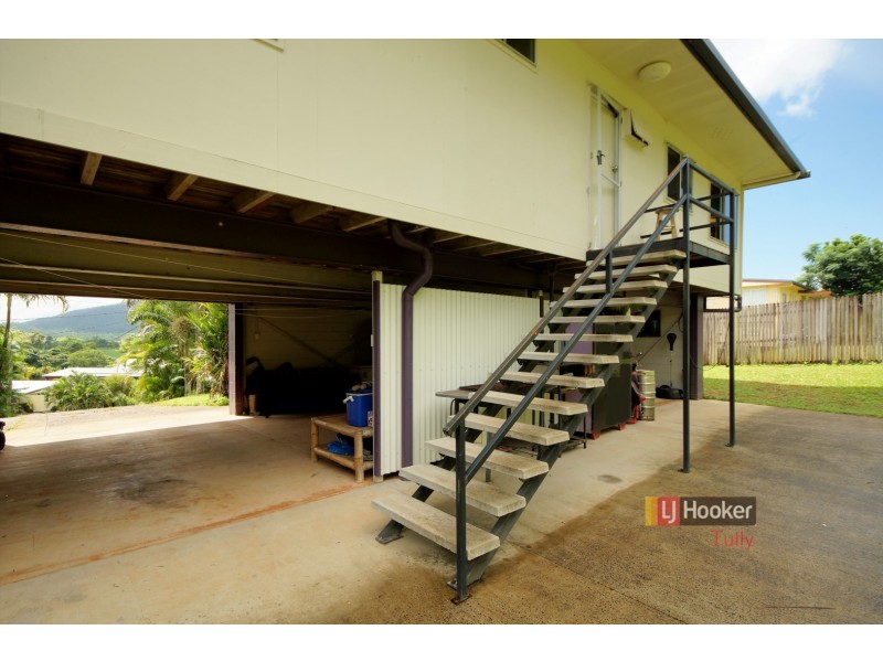 13 Hielscher Street, Tully QLD 4854