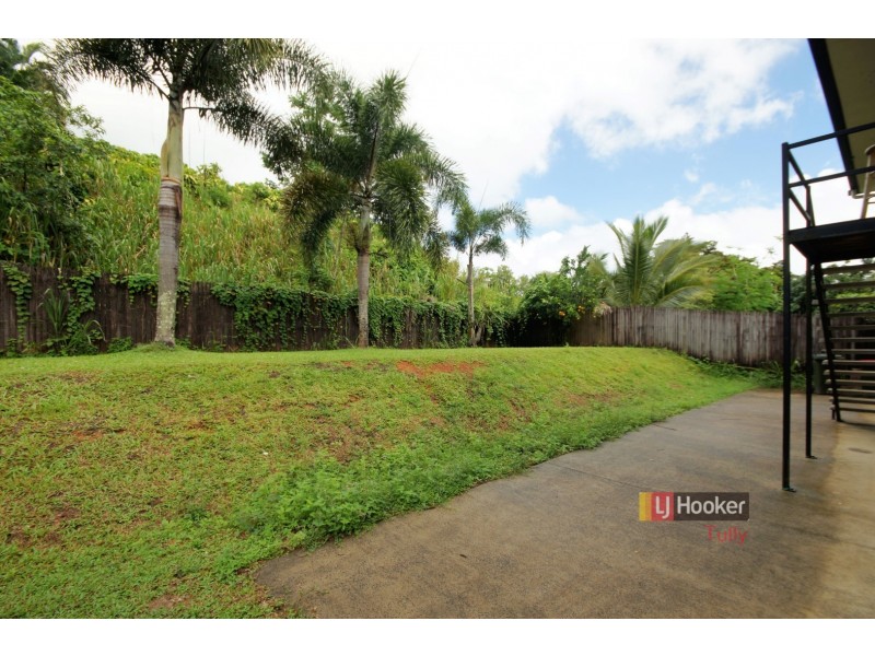 13 Hielscher Street, Tully QLD 4854