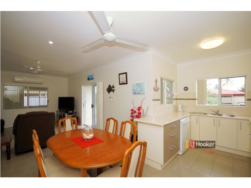 57 Taylor Street, Tully Heads QLD 4854