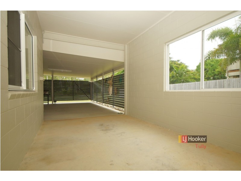 57 Taylor Street, Tully Heads QLD 4854