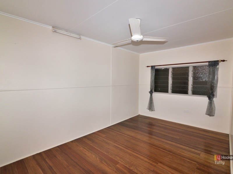 8 Bineham Street, Tully QLD 4854