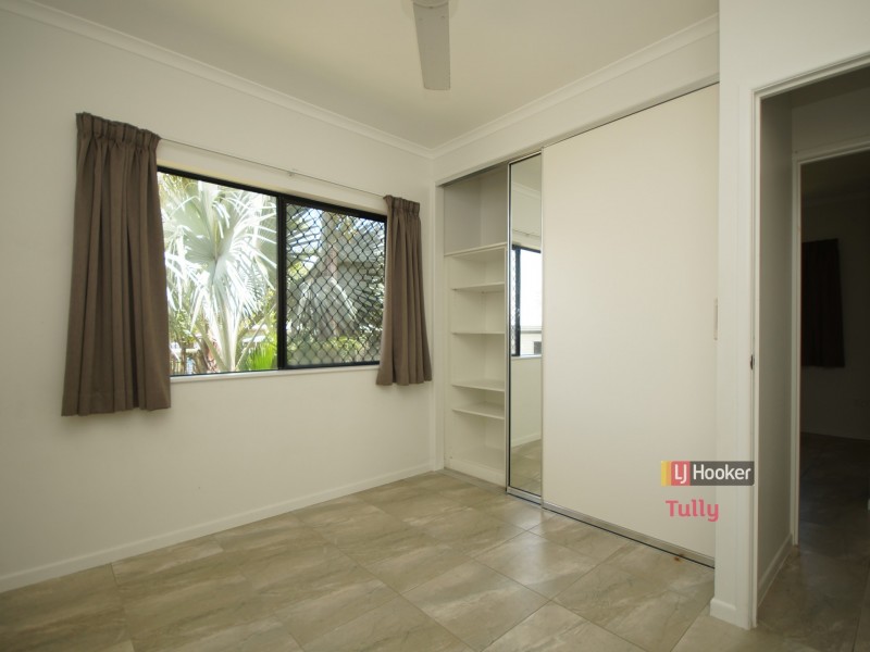 29 Taylor Street, Tully Heads QLD 4854