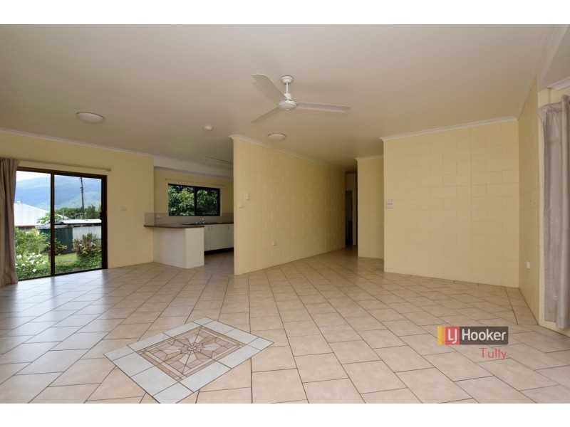 2 Hielscher St, Tully QLD 4854