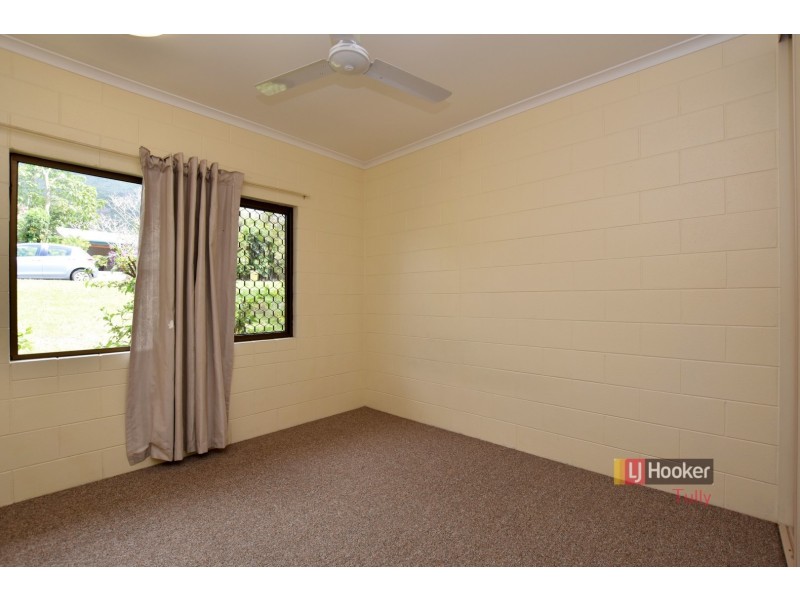 2 Hielscher St, Tully QLD 4854