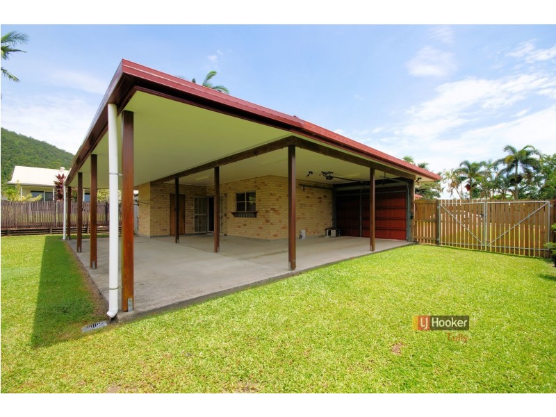 4 Dore Street, Tully QLD 4854