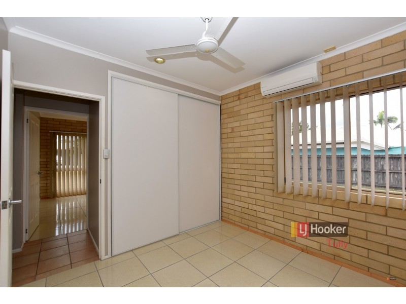 4 Dore Street, Tully QLD 4854