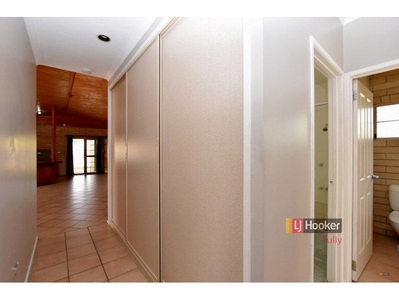 4 Dore Street, Tully QLD 4854