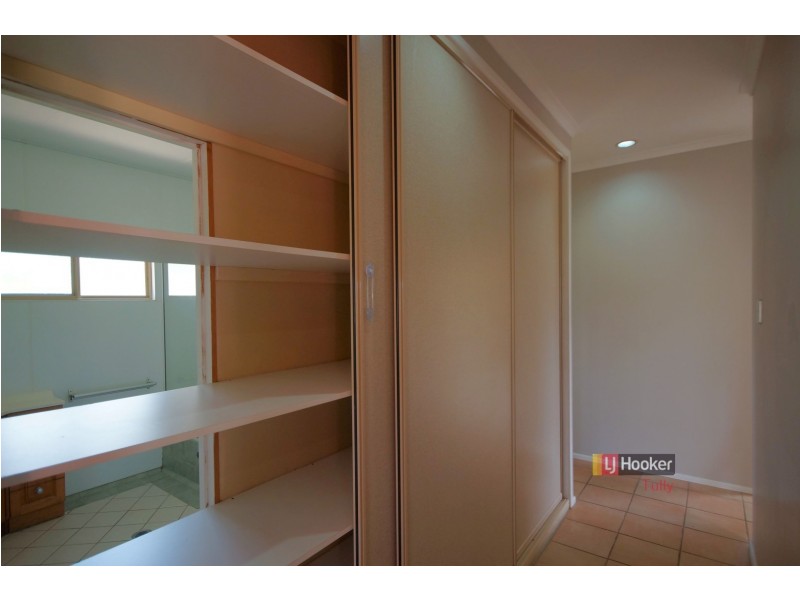 4 Dore Street, Tully QLD 4854