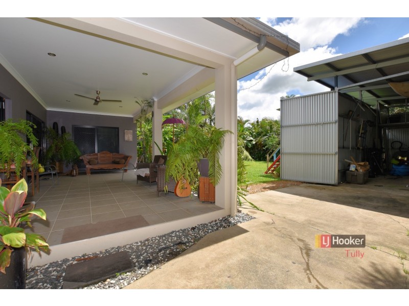 1 Golf Course Street, El Arish QLD 4855