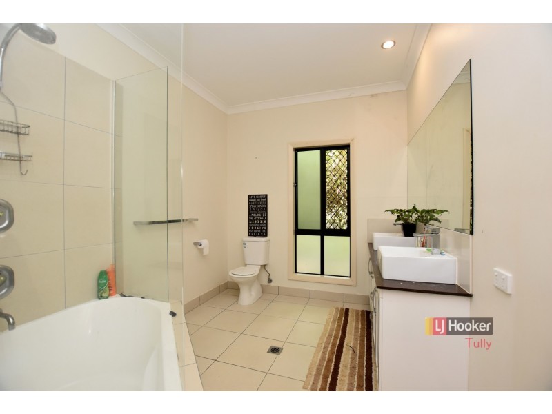 1 Golf Course Street, El Arish QLD 4855