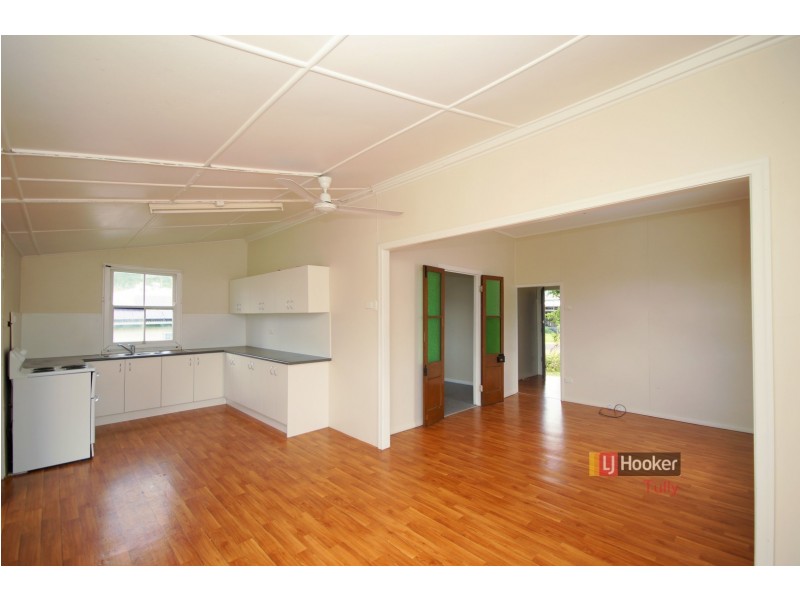 9 King Street, Tully QLD 4854