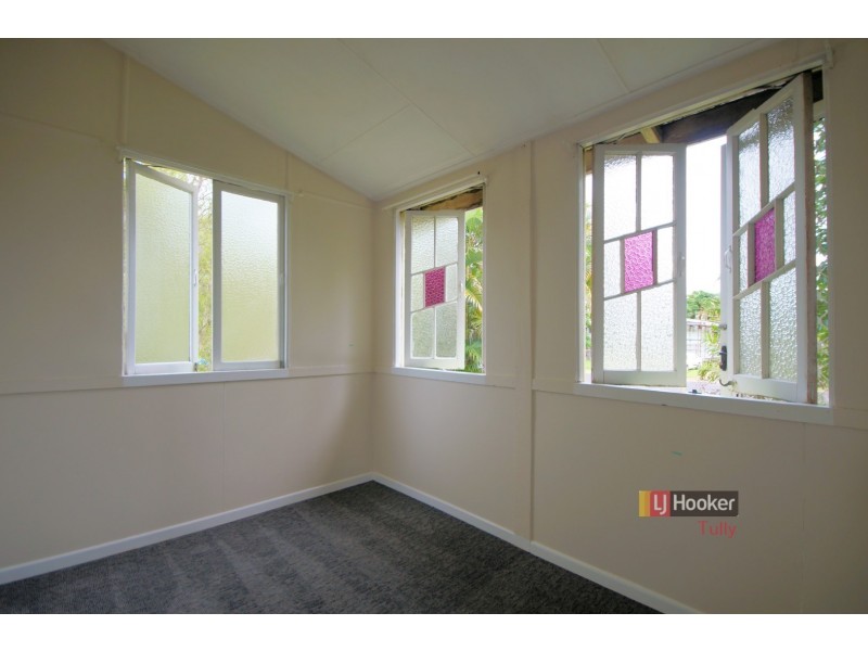 9 King Street, Tully QLD 4854