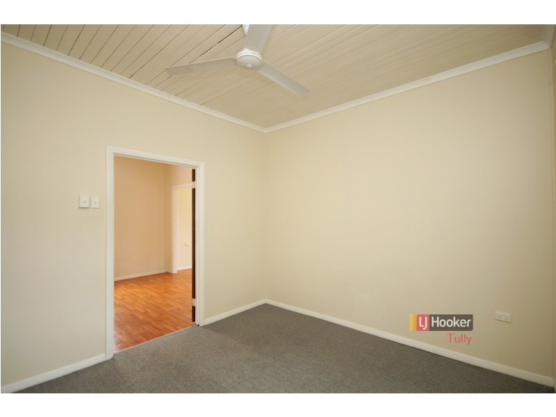 9 King Street, Tully QLD 4854
