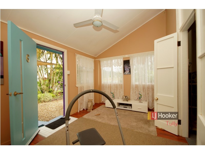 6 Walter Lever Estate Road, Silkwood QLD 4856