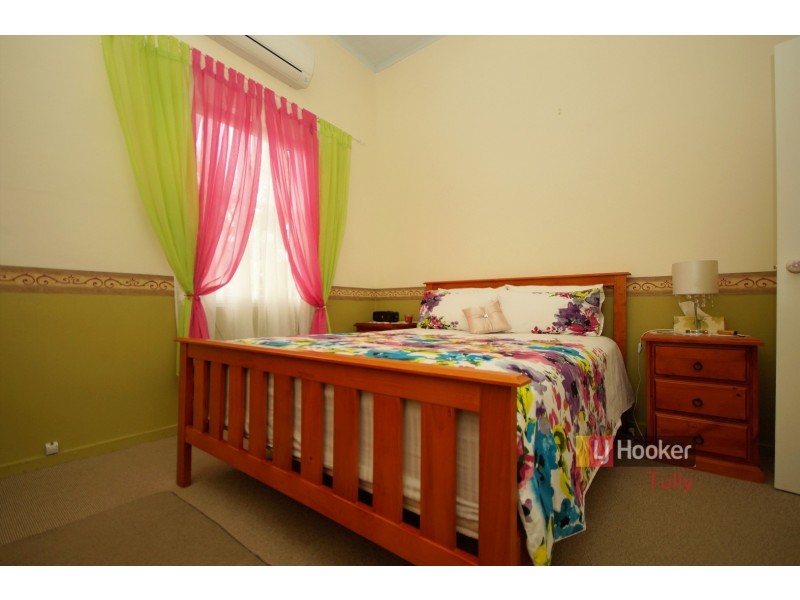 6 Walter Lever Estate Road, Silkwood QLD 4856