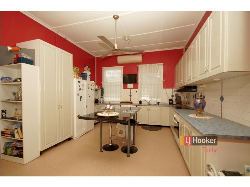 6 Walter Lever Estate Road, Silkwood QLD 4856