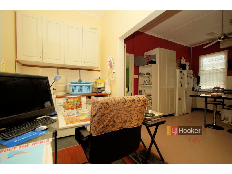 6 Walter Lever Estate Road, Silkwood QLD 4856