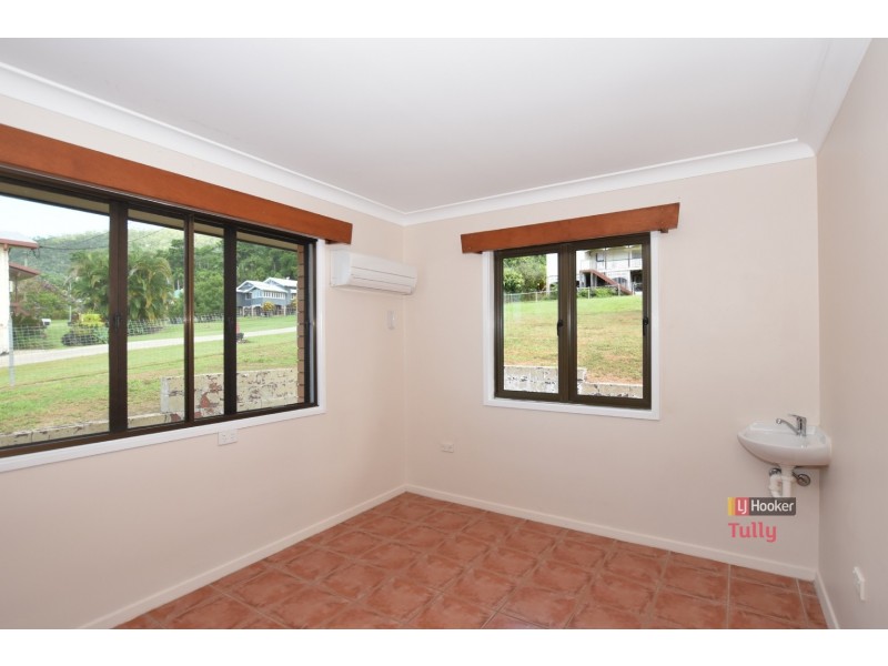 10 Brannigan Street, Tully QLD 4854