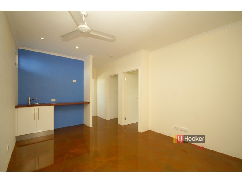 4 Luff Street, Hull Heads QLD 4854