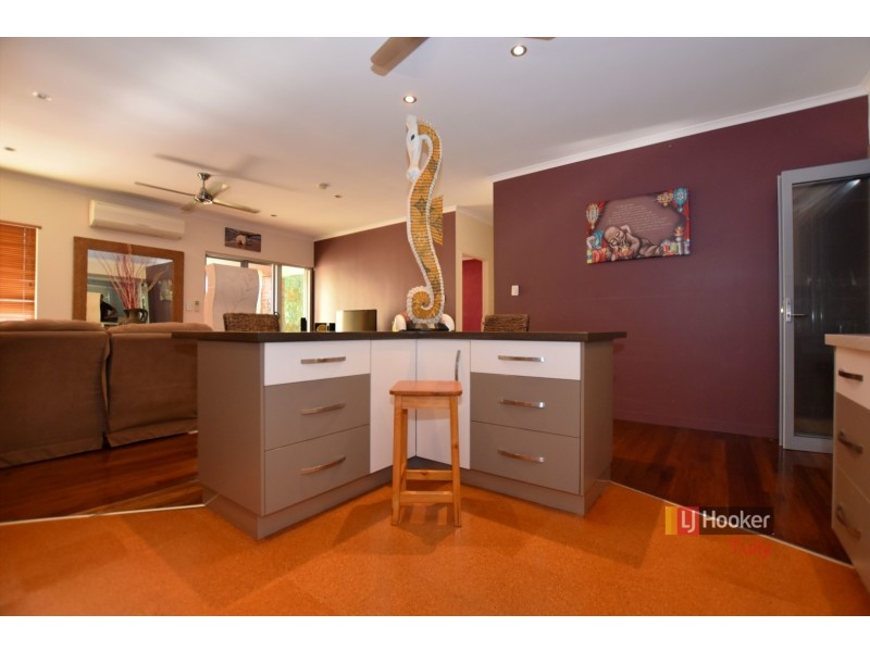 7 Feldt Street, Flying Fish Point QLD 4860