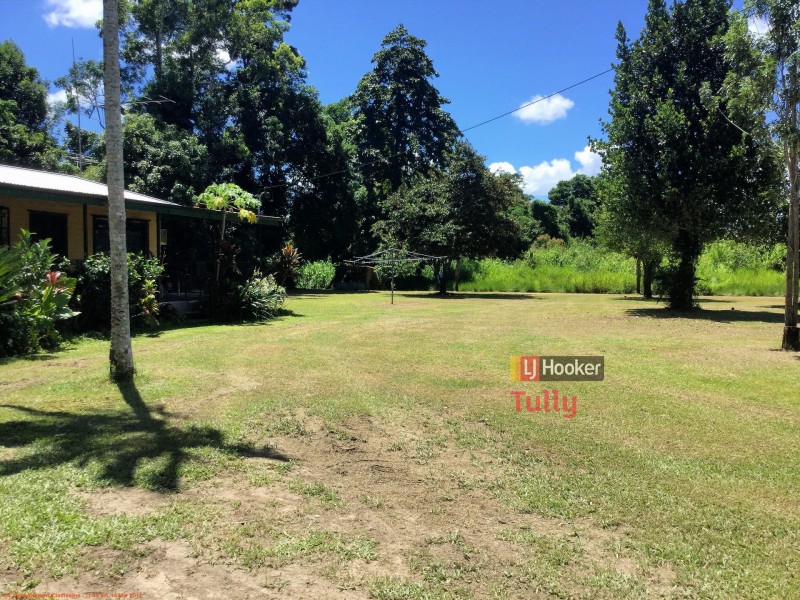 82 North Murray Road, Murray Upper QLD 4854