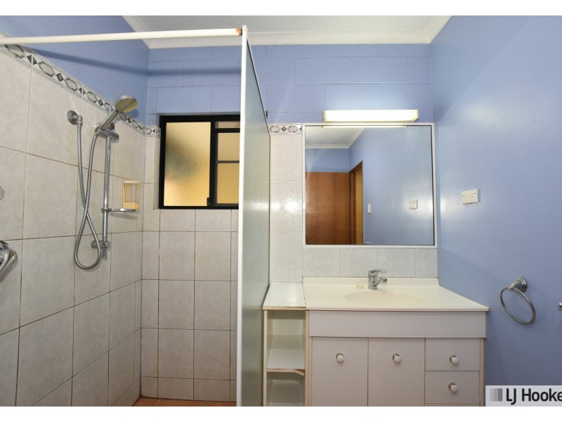 2/21 HENRY, Tully QLD 4854