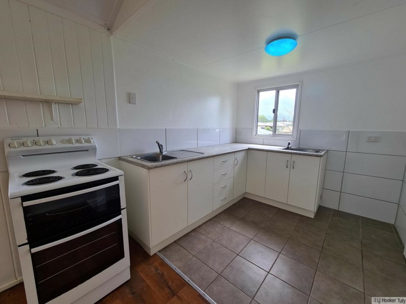 2/18 Henry Street, Tully QLD 4854