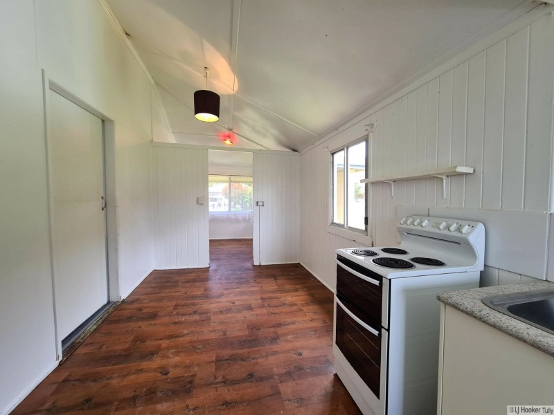 2/18 Henry Street, Tully QLD 4854