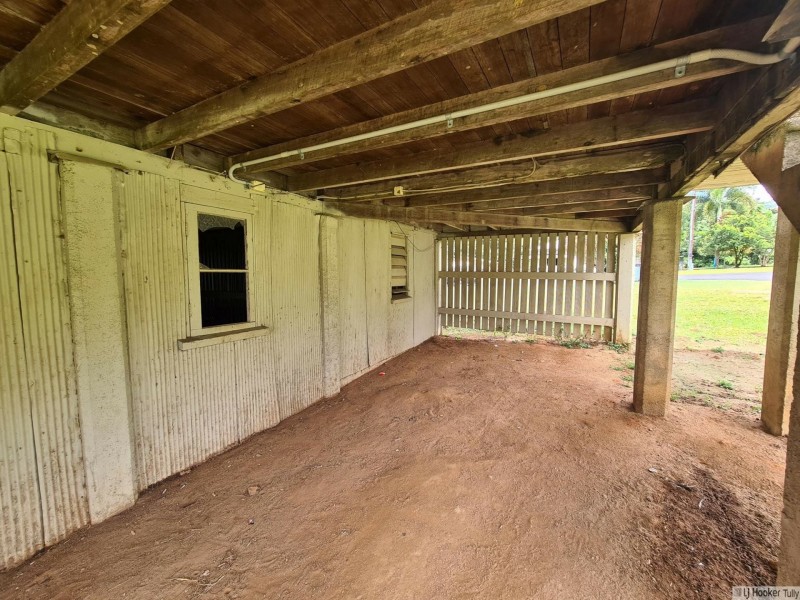 2/18 Henry Street, Tully QLD 4854