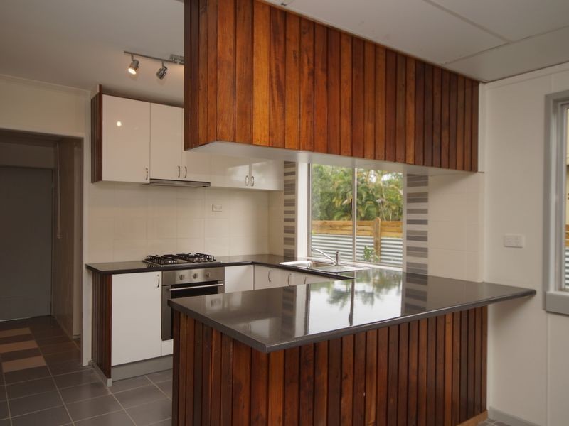 2 Trower Street, Tully QLD 4854