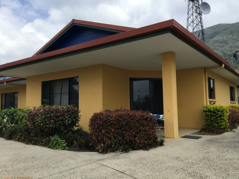 1/21 HENRY, Tully QLD 4854