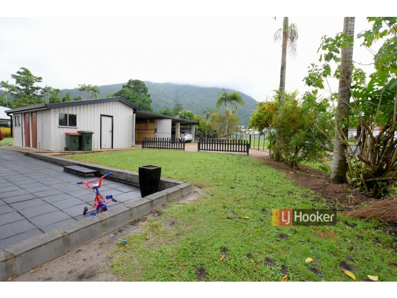 1/20 Curtis Street, Tully QLD 4854