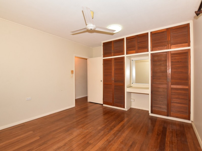 9 McDonald Street, Tully QLD 4854