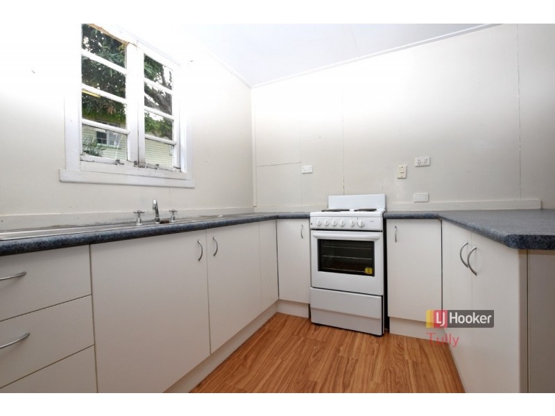 19 Watkins Street, Tully QLD 4854