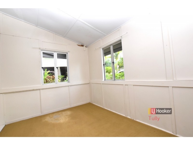 19 Watkins Street, Tully QLD 4854