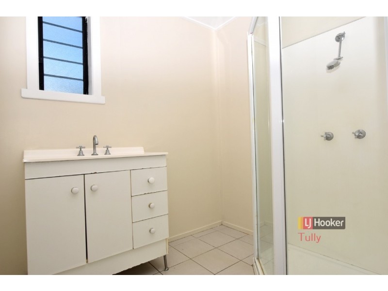 19 Watkins Street, Tully QLD 4854