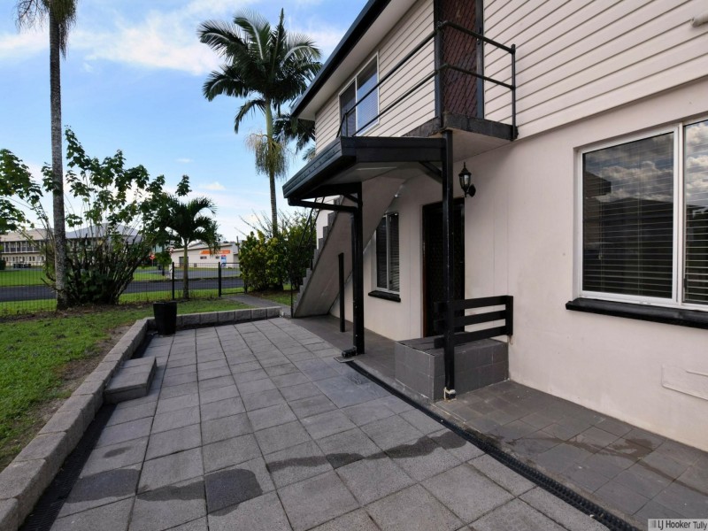 2/20 Curtis Street, Tully QLD 4854
