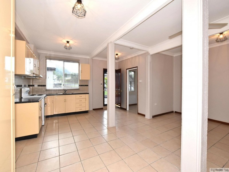 2/20 Curtis Street, Tully QLD 4854