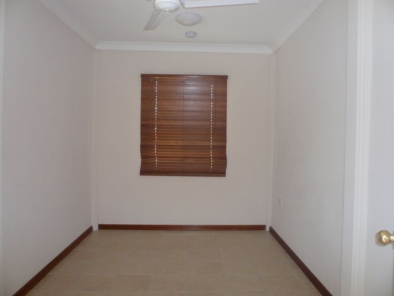 2/20 Curtis Street, Tully QLD 4854