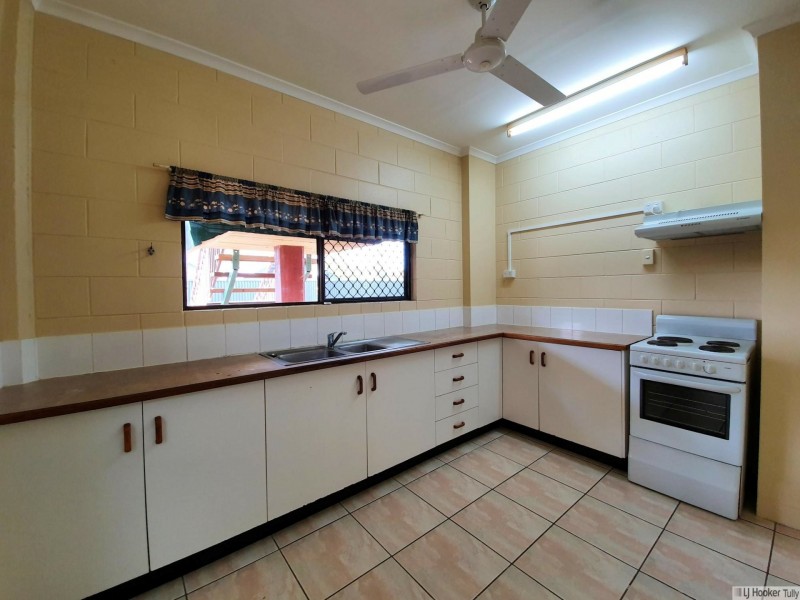 2/19 Richardson Street, Tully QLD 4854
