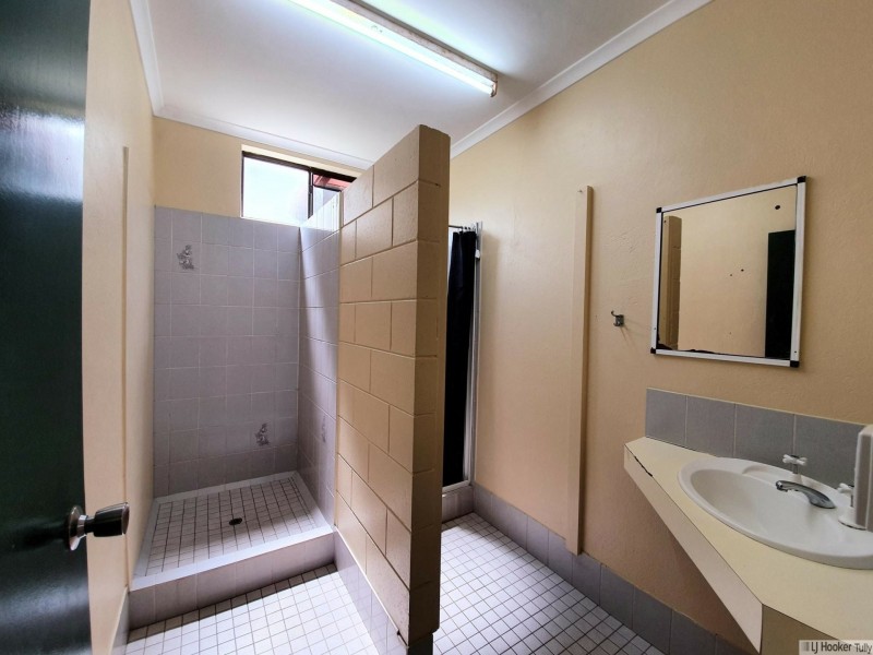 2/19 Richardson Street, Tully QLD 4854