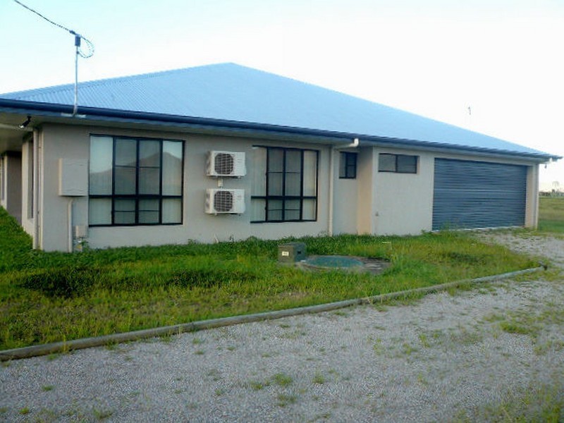 144 Old Tully Rd, Tully QLD 4854